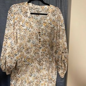 Maurices size 4 plus 3/4 sleeve blouse